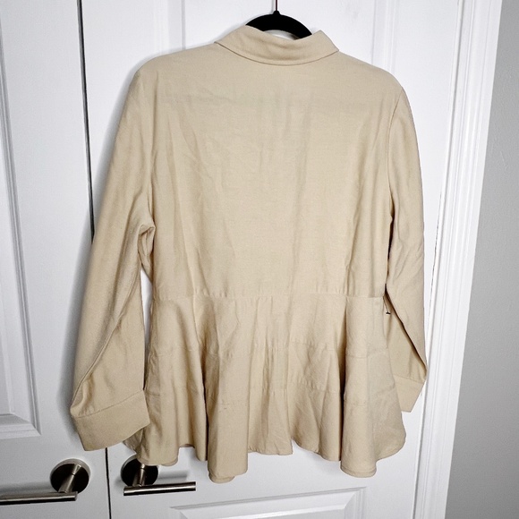 Tuckernuck Cream Button-Up Top - Picture 5 of 8